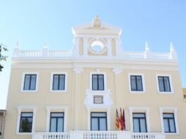 (Vídeo) El gobierno de Godella critica la actitud de Jesús Pancorbo tras un pleno sobre la climatización de los colegios El Ayuntamiento de Godella ha contratado a un total de siete personas durante seis meses gracias a los planes de ECOVID a través de subvenciones convocadas por LABORA y que permitirán dar respuesta a acciones dirigidas a prevenir, contener, paliar o mitigar los efectos de la pandemia de la COVID-19.