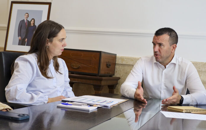 La Diputació injecta 26.500 euros en el Rincón de Ademuz i la Serranía per a fomentar les compres nadalenques en el comerç rural