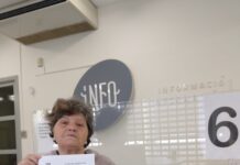 Una veïna de Burjassot denúncia davant el Síndic de Greuges l'incompliment del protocol de bones pràctiques bancàries amb les persones majors