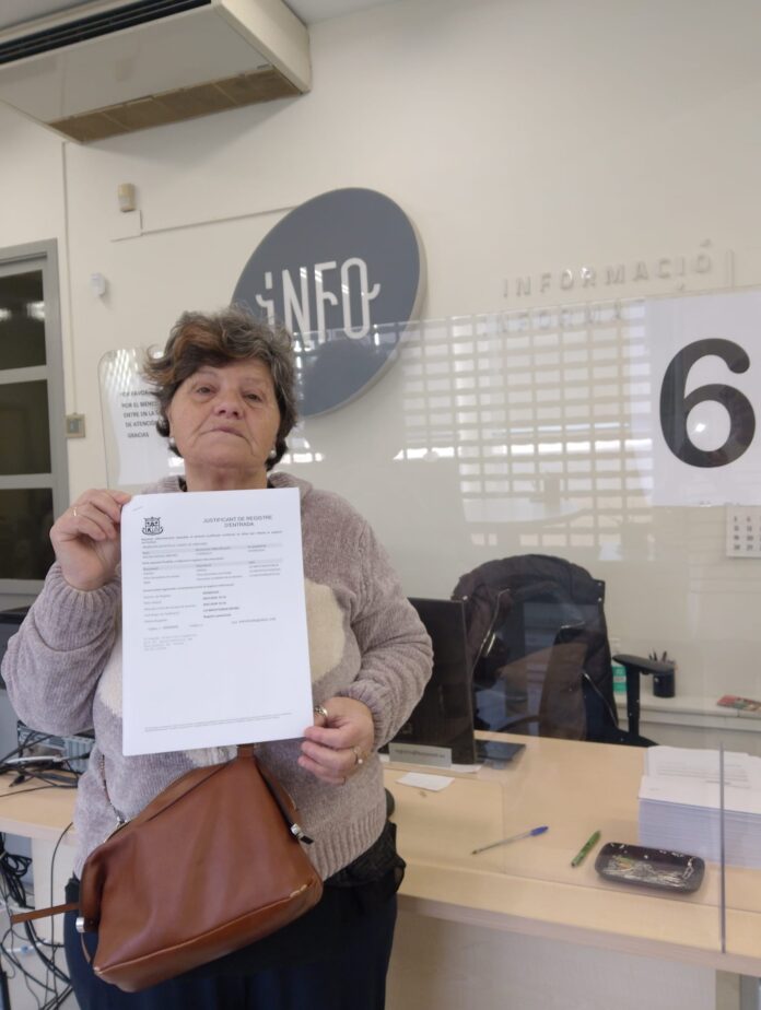 Amparo Sindic Una veïna de Burjassot denúncia davant el Síndic de Greuges l'incompliment del protocol de bones pràctiques bancàries amb les persones majors
