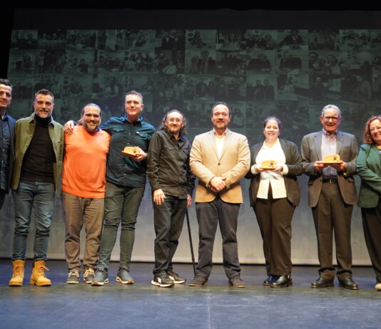 Ràdio Manises celebra l’acte de cloenda del seu 25é aniversari amb el lliurament de premis als seus col·laboradors