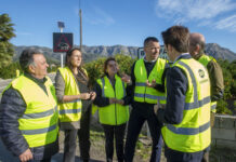 La Diputació assaja a la Safor un sistema intel·ligent que detecta senglars i activa senyals lluminosos per a evitar accidents en les carreteres La Diputació assaja a la Safor un sistema intel·ligent que detecta senglars i activa senyals lluminosos per a evitar accidents en les carreteres