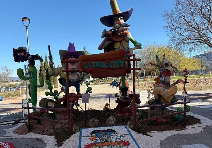 Alpelic i adjacents reina por primera vez en las Fallas de Llíria Llíria viu una nit històrica amb el primer triomf absolut d'Alpelic en la falla gran i el lideratge indiscutible de Pla de l'Arc en infantils