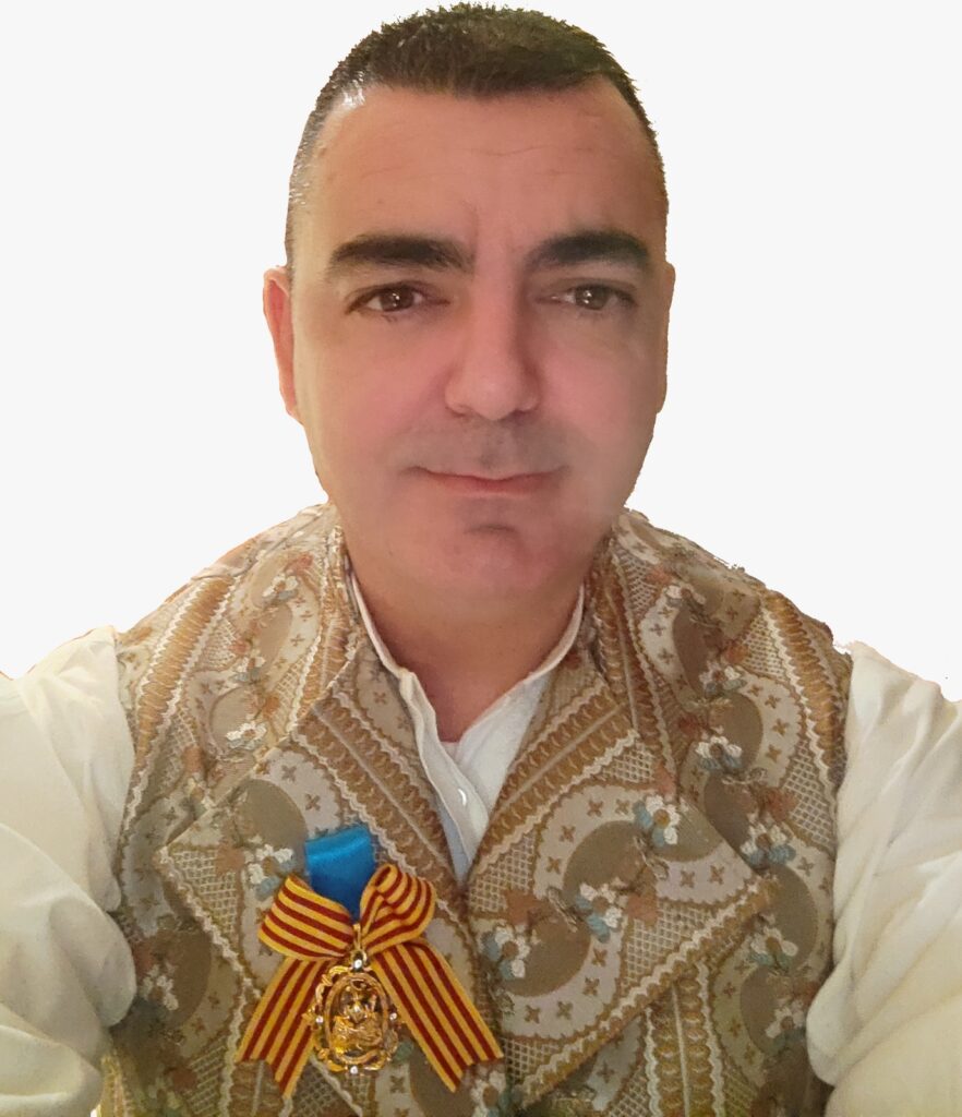 Daniel Alcántara: "Representar la meua falla és un orgull de tota la vida"