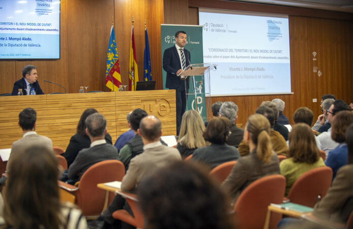 La Diputació ensenya als ajuntaments com ordenar el territori per a previndre futures inundacions