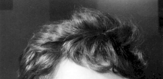 El MuVIM mostra la música com una ferramenta d’identitat en un taller sobre Rosalía i Matilde Salvador El MuVIM mostra la música com una ferramenta d'identitat en un taller sobre Rosalía i Matilde Salvador