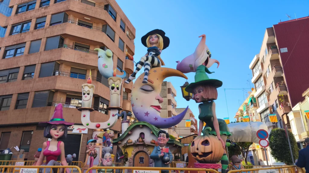 Moncada corona a La Tauleta i El Mercat com les grans triomfadores d'unes Falles 2026 marcades pel relleu generacional en els premis.