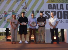 La XXIV Gala de l’Esport de Manises premia a Javier Oña, Pedro Martínez i al Club de Pilota Valenciana Manises La XXIV Gala de l’Esport de Manises premia a Javier Oña, Pedro Martínez i al Club de Pilota Valenciana Manises