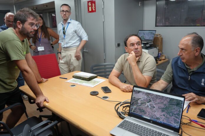 Pérez Llorca posa en valor el treball dels efectius i la col·laboració de les administracions i veïns davant l'incendi de Gátova Pérez Llorca posa en valor el treball dels efectius i la col·laboració de les administracions i veïns davant l'incendi de Gátova