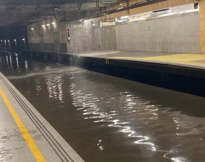 metro inundado metro inundado